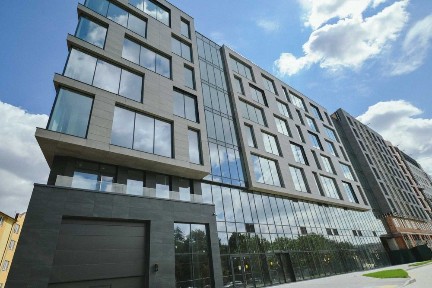 Продаж офіс у новому БЦ на Чорновола, паркінг. Розтермінування