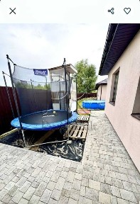 Київська область, Нові Петрівці