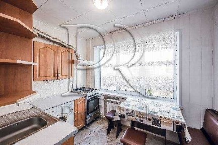 Київ, Ватутіна вул., Генерала, 26В