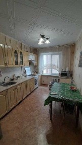 Продам 3-комнатную квартиру на Вильямса