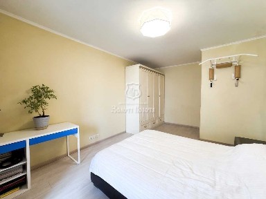 Київ, Михайла Донця вул., Драгоманова, 1Г