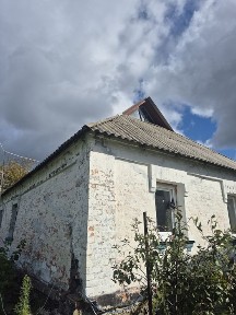 Ділянка з старим будинком с Фурси