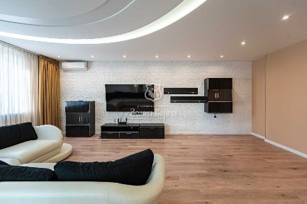 Продажа 3-комнатной квартиры 119.8 м², Автозаводская ул., 29А