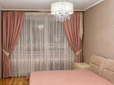 Киев, Срибнокильская ул., 12