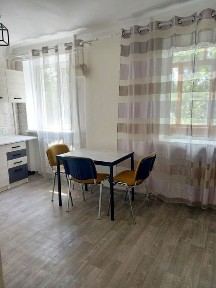 Здам 2 к\к евроремонт, 2\5 цегла, Центральний проспект та Центральний Ринок поруч