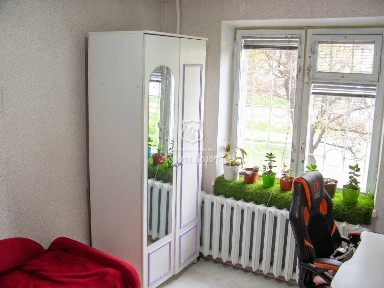 Продаж 3-кімнатної квартири 48.9 м², Соборності просп., 1А