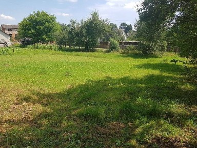 Продаж будинку із земельною ділянкою в с. Черніїв