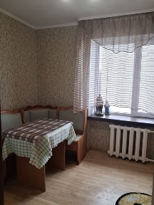 Продаж 2 кім квартири на пр. Відродження