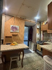 Продаж 3-кімнатної квартири 50.4 м², Вітряні Гори вул.
