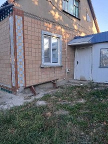 Продається будинок у центрі Врадіївки
