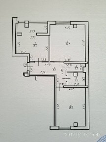 Двохкімнатна квартира + комора, р-н вул. Коновалця