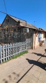 Угловой участок с домом в топовой локации Черёмушек - идеально под новый дом или дуплекс!