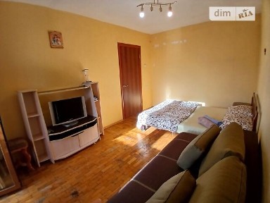 Здам подобово 1к квартиру на вул. Райдужна 2Б • ID 33503218