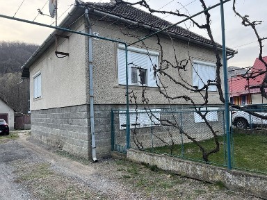 Продаж добротного будинку в Чинадійово