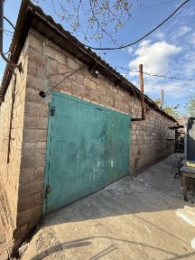 Продається будинок в центрально міському районі!