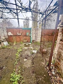 Продам 1/2 дома р-он Новые дома 1 мин Коммунальный рынок, газ, вода, центральная канализация