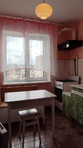 Двостороння охайна 3х з розд. кімнатами. Виноградар. Просп. Гонгадзе, 32Г Газ