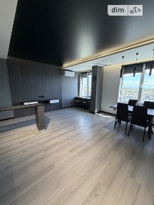 Продаж 1к квартири 65 кв. м на вул. Євгена Рихліка • ID 34203046