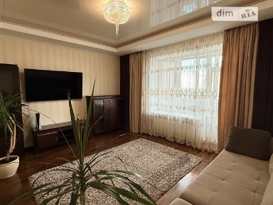 Продаж 3к квартири 82 кв. м на вул. Гайдамацька 2В • ID 34202878