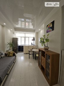 Продаж 1к квартири 56 кв. м на просп. Небесної Сотні • ID 34198411