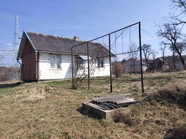 Продаж будинку Стебник