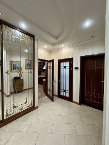 Без комісії! 3-к квартира (178 м²) у центрі Києва - ЖК «Митець», Печерськ