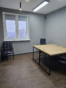 Стильний Loft з меблями. Генератор на ліфти. 2 опенспейс +2 кабінети. 2су. Міні кухня
