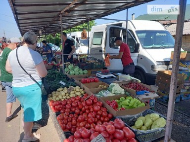 Продаж комерційного приміщення на вул. Шевченка, площа 1374 кв. м • ID 31933612