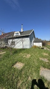 Продаж будинку в осокорках.