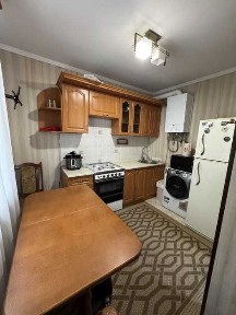 1 комн -30 метров. Центр. АГВ. Ремонт. Мебель. 1/1 эт Б Хмельницкого