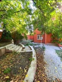Продаж будинку в Нагорному районі вул. Ю. Горовця (Гусенка) центр