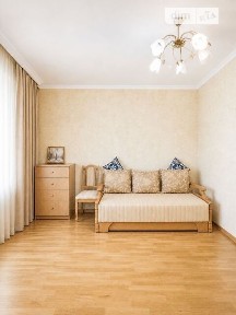 Київська область, Вишневе