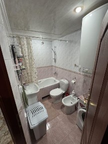 Продаж 3-х кімн в Затишному районі з меблями і технікою 68990$