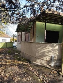 Продам будинок у с. Берегуйфалу, 15 км від Берегова Ціна: 18 000 $