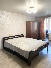 Продам 1к квартиру на Роменській з гарним ремонтом