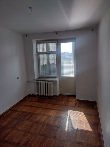 продаж 2х. квартири в Новояворівську