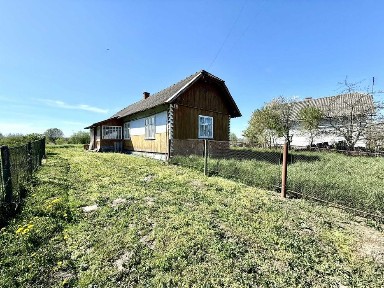 Продаж будинку в смт. Меденичі