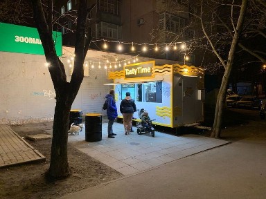 Действующий бизнес. Сдам в аренду или продам торговую точку фастфуд.
