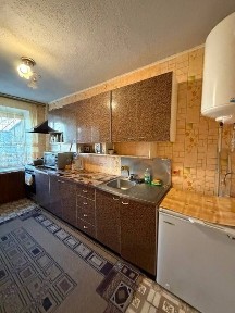 3 кім квартири в цегляному будинку в Корабельному районі