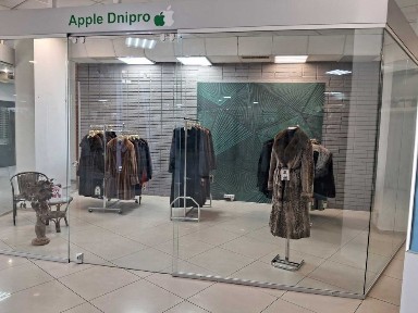 Аренда торгового помещения центре города (р-н Цума ) общей пл. 20 кв. м.