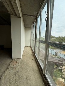 1 на квартира з автономним опаленням та парко місцем