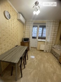 Боголюбова вулиця, Софіївська Борщагівка, вул. Боголюбова 4 • ID 34236164