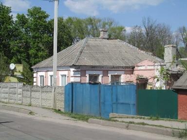 Продам газифікований будинок по вул. Садовій (р-н Бам - Дитяча лікарня)