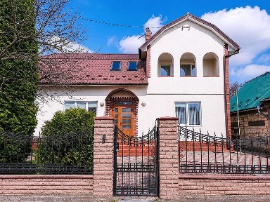 Чернівецька область, Чернівці