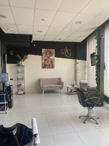 Оренда офісу з водою з новим ремонтом в 2 хвилинах від метро Ботанічний сад