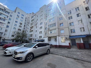 Трехкомнатная кв. новострой Дворец Спорта, Армейская. Автономное отопление.