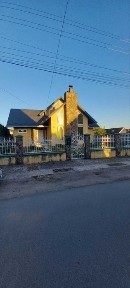 Продаж чудового будинку. Минай