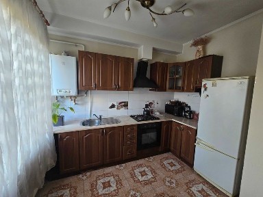 Здається 1-но кімн. кварт. -студія з АГВ по вул. Пирогова в р-ні Слов'янки/Урожай, читайте опис