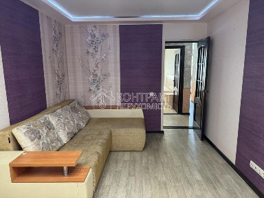 Продам 2-кімнатну квартиру вул. Миру ХТЗ