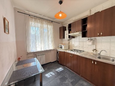 Продаж 1-кім кв, центр, вул. Січеславська Набережна, 9